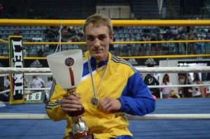 Іван Ткаченко - Семикратний чемпіон України з кікбоксингу, триразовий володар Кубку світу з кікбоксингу, срібний призер Чемпіонату світу з кікбоксингу 2011р.(Ірландія), 2013р. (Турція) Чемпіон Європи 2012р. (Італія)